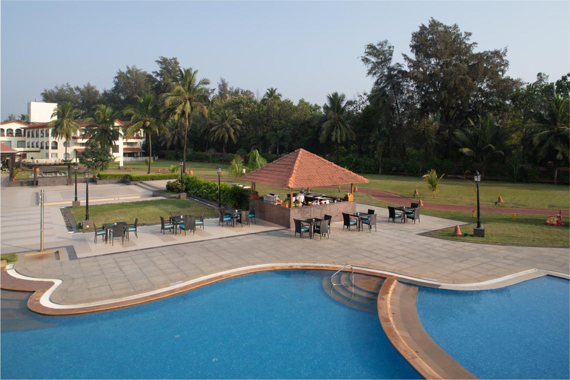 Utorda Kenilworth Resort & Spa, Goa מראה חיצוני תמונה
