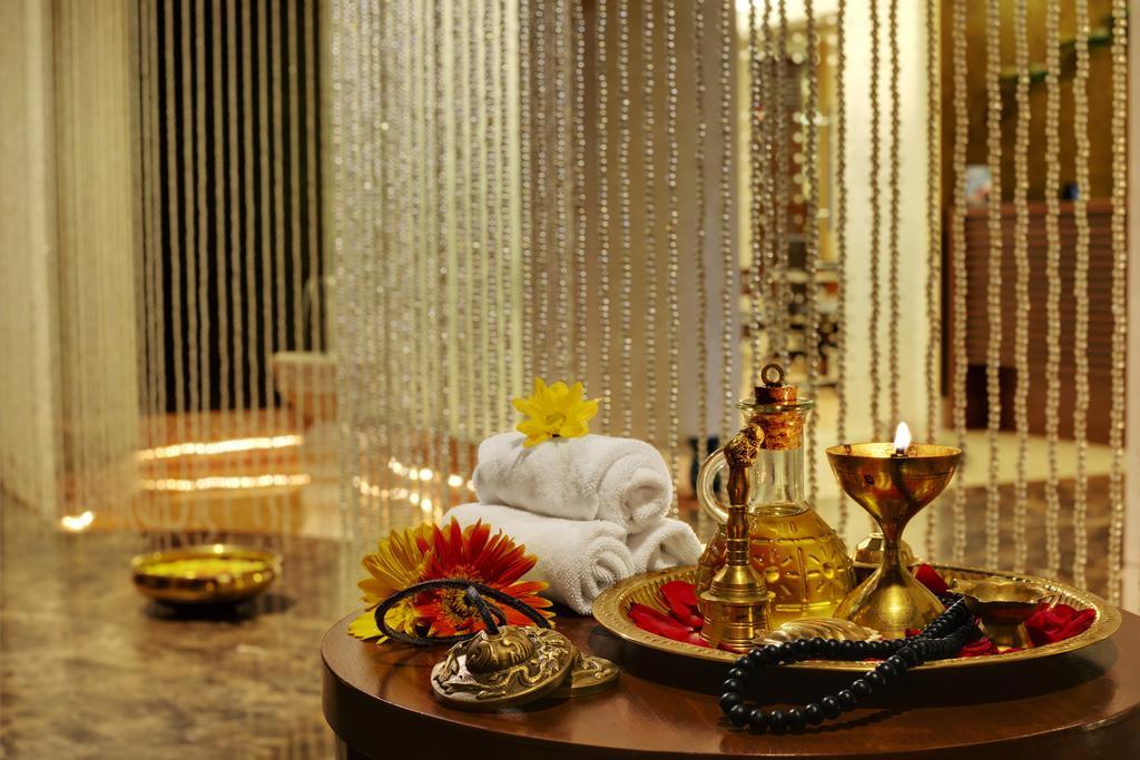 Utorda Kenilworth Resort & Spa, Goa מראה חיצוני תמונה