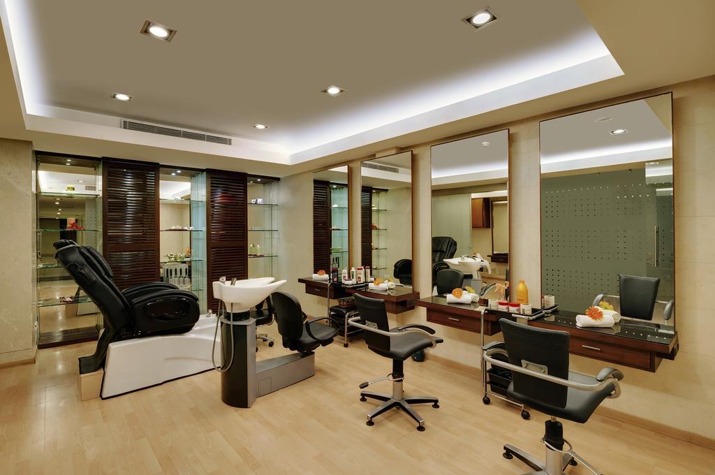 Utorda Kenilworth Resort & Spa, Goa מראה חיצוני תמונה
